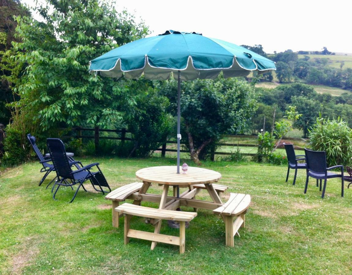 Five Saints Farmhouse B&B Pumpsaint Bagian luar foto